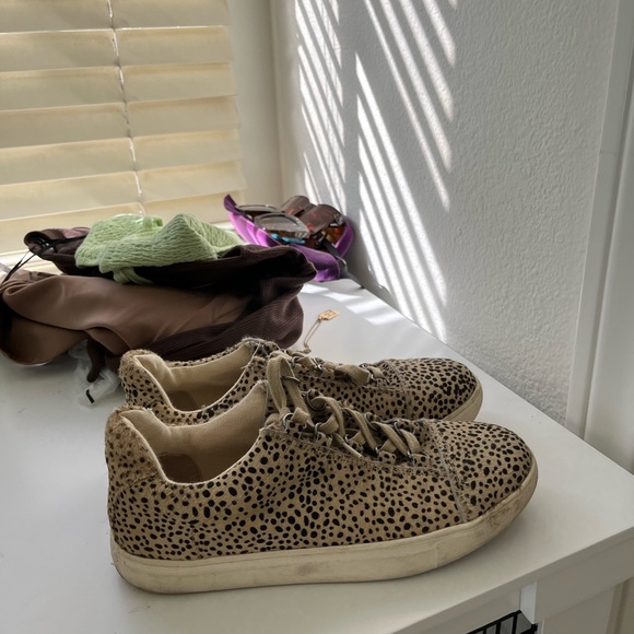 Leopard Suede Sneaker - Picture 6 of 11
